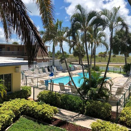 Arvilla Resort St. Pete Beach Ngoại thất bức ảnh