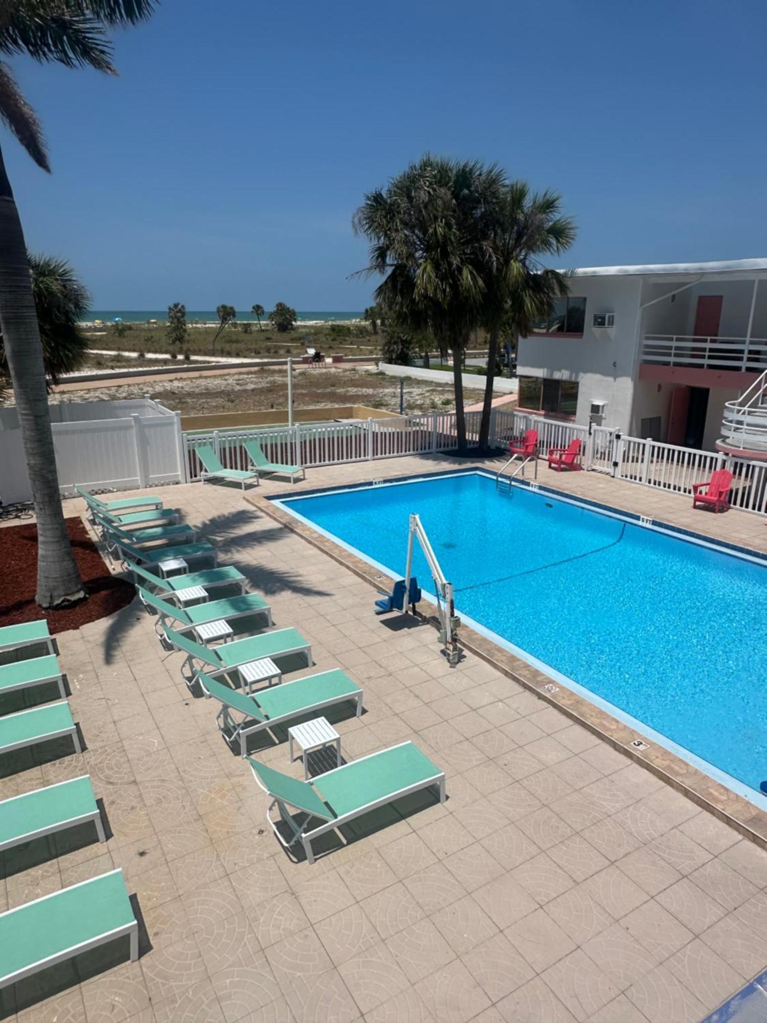 Arvilla Resort St. Pete Beach Ngoại thất bức ảnh