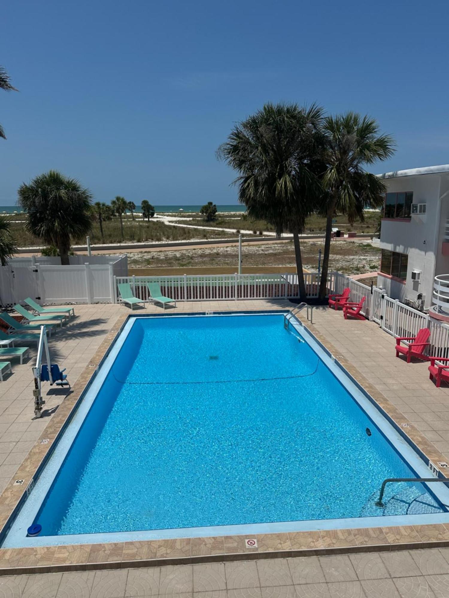 Arvilla Resort St. Pete Beach Ngoại thất bức ảnh