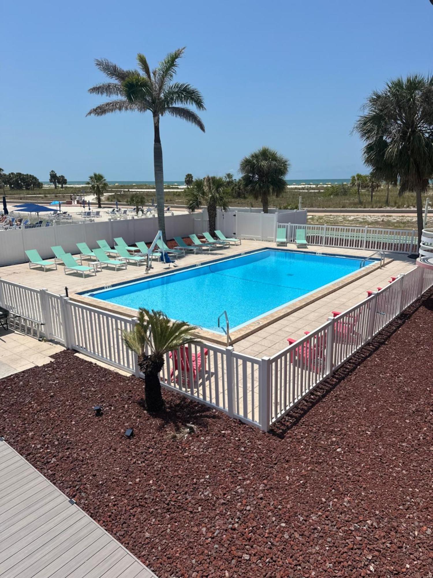 Arvilla Resort St. Pete Beach Ngoại thất bức ảnh
